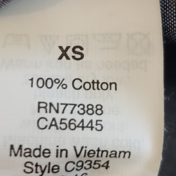 J. Crew Blue Popover with Long Sleeves with Folding Tabs. - Picture 9 of 9